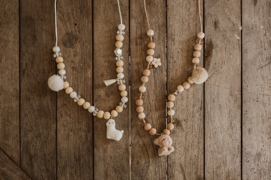 Kindersieraden ketting Lammetje of puppy, Sieraden, Tassen en Uiterlijk, Kindersieraden, Ophalen of Verzenden, Nieuw, Zilver, Ketting
