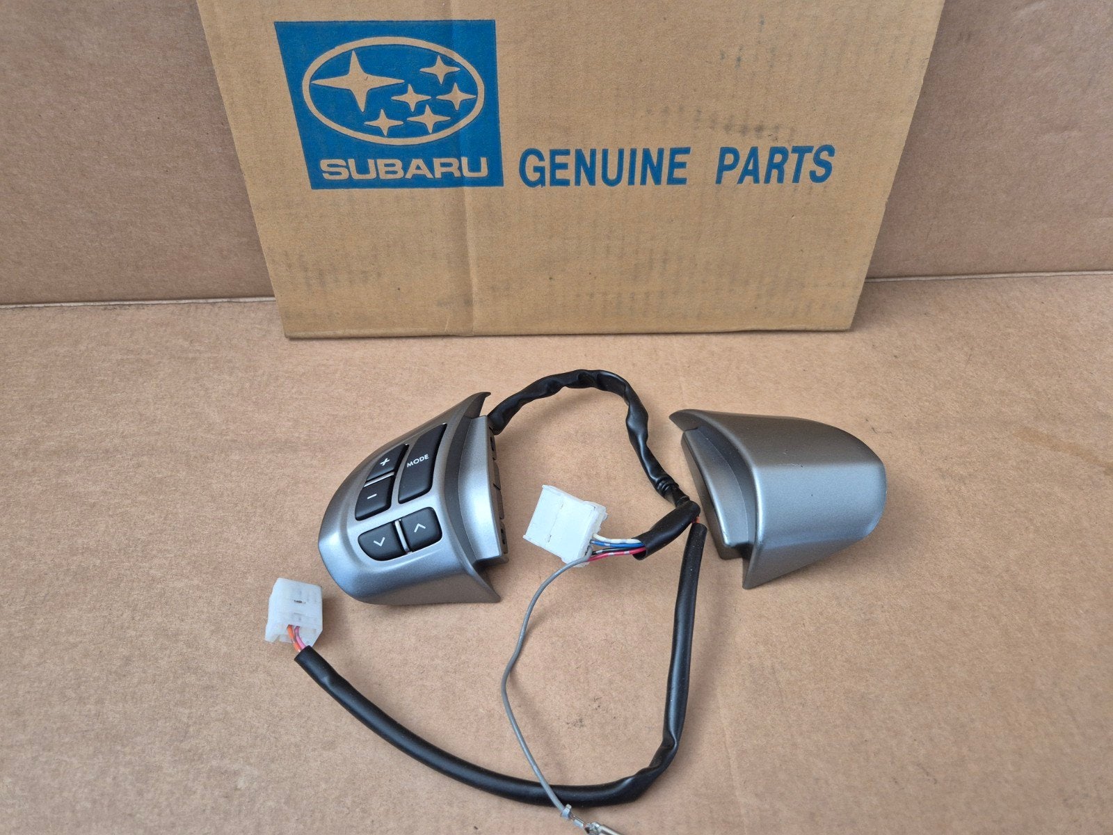 subaru forester SH radio stuur bediening z.g.a.n, Ophalen of Verzenden, Gebruikt, Subaru