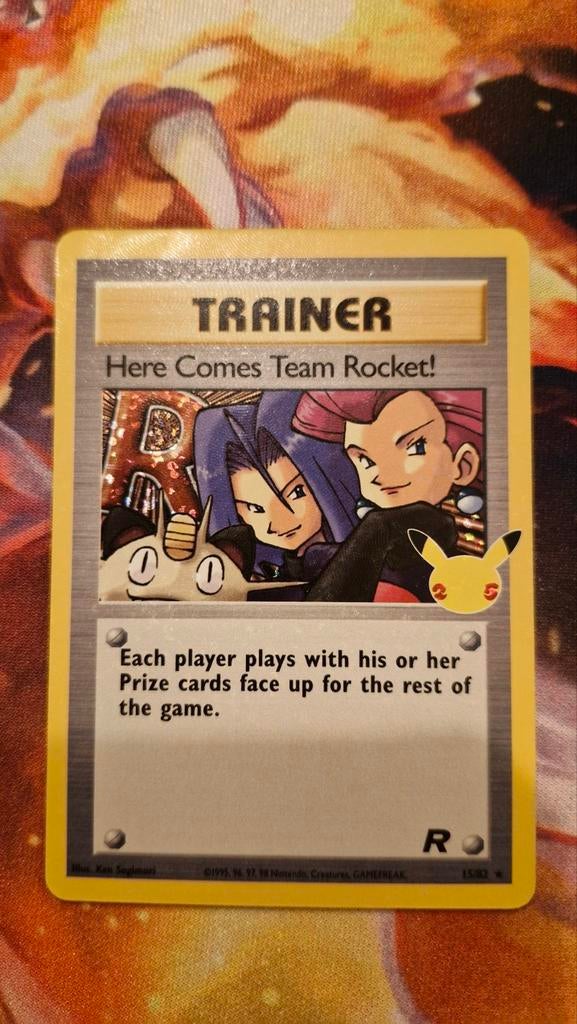 Here Comes Team Rocket Celebrations 25, Ophalen of Verzenden, Zo goed als nieuw, Losse kaart