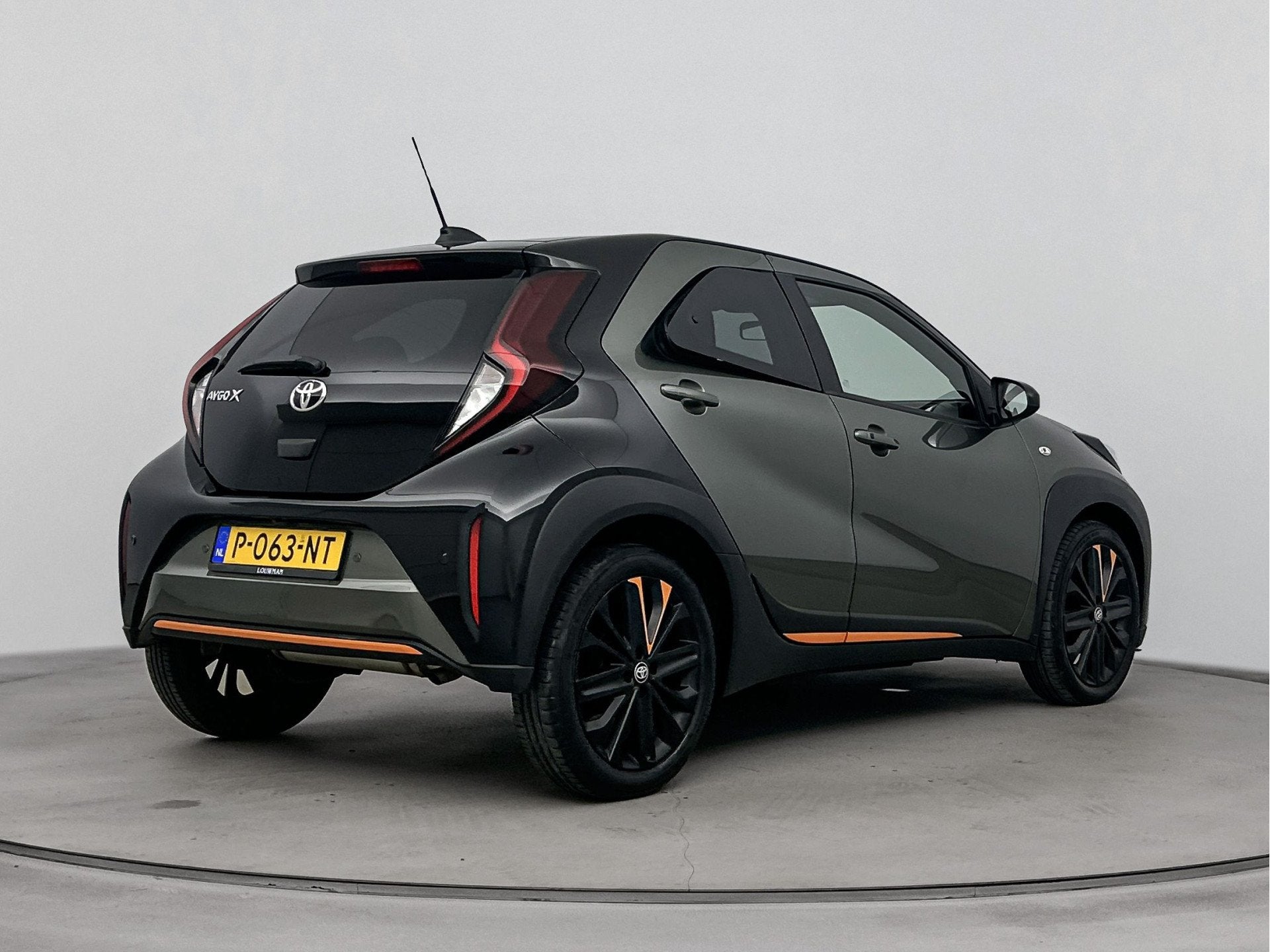 Toyota Aygo X 1.0 VVT-i MT Limited | NL-Auto | Dealeronderho, Auto's, Toyota, Voorwielaandrijving, 12 maanden, Gebruikt, 4 stoelen