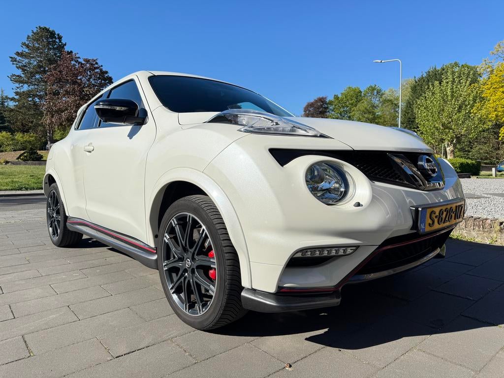 Nissan Juke 1.6 DIG-T Nismo RS, Auto's, Voorwielaandrijving, 1618 cc, 4 cilinders, Wit