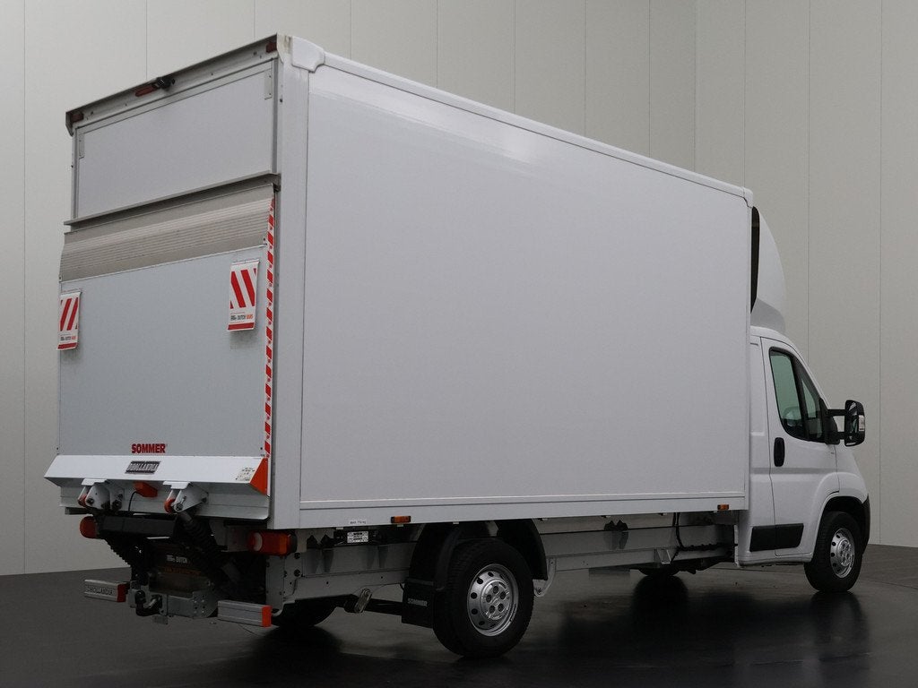Opel Movano Bakwagen+Laadklep | Trekhaak ! | Dakspoiler | Ca, Auto's, Bestelauto's, Stof, Gebruikt, Wit, 2454 kg