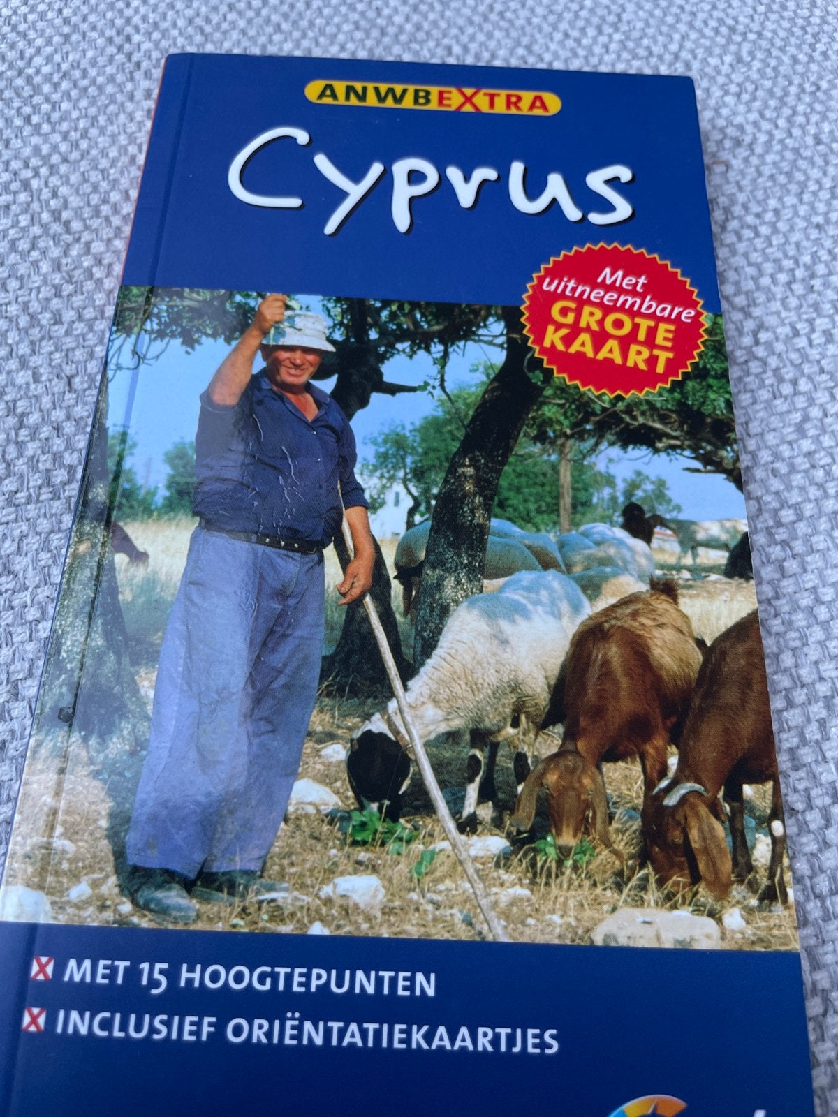 ANWB Extra Cyprus Reisgids met uitneembare kaart, Boeken, Reisgidsen, Europa, Ophalen of Verzenden, Zo goed als nieuw, Reisgids of -boek