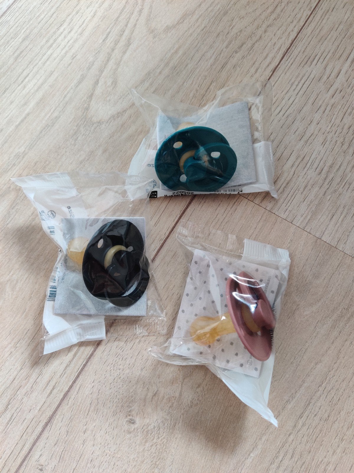 Bibs spenen natural latex maat 2 - 3 kleuren, Ophalen of Verzenden, Nieuw