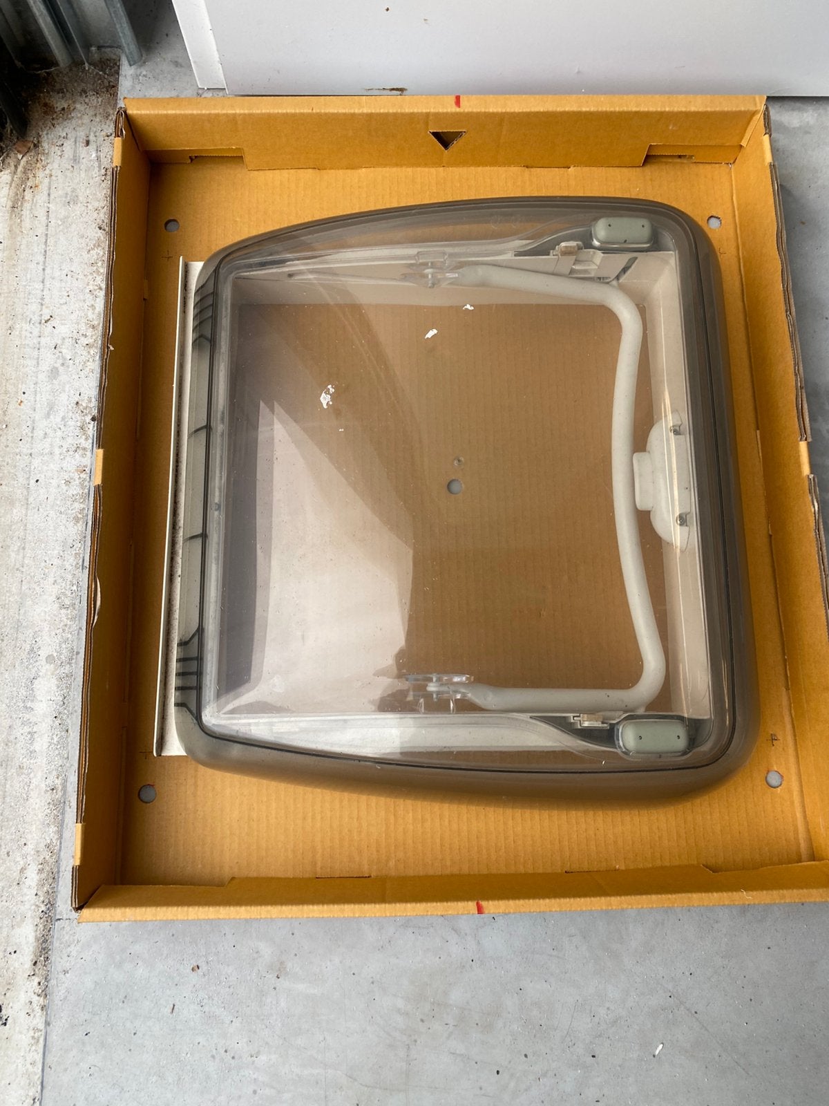 Dakluik 40x40 met verduistering en hor, Ophalen of Verzenden, Gebruikt