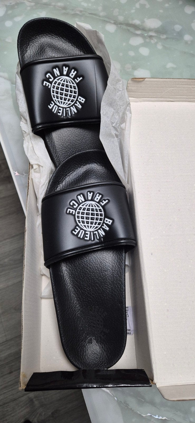 Banlieue France Slippers - Maat 41 - Zwart, Slippers, Zwart, Nieuw, Ophalen of Verzenden