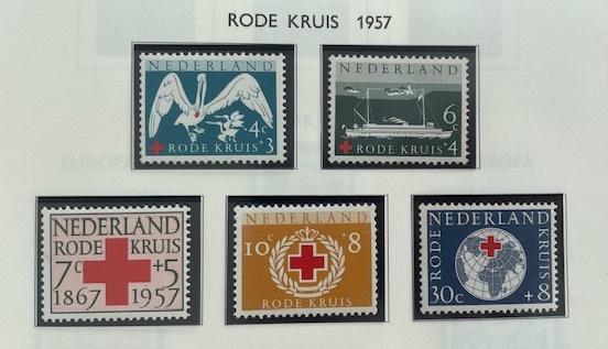 1957 Postfris 5x Rode Kruis NVPH 695#699, Postzegels en Munten, Ophalen of Verzenden, Na 1940, Postfris