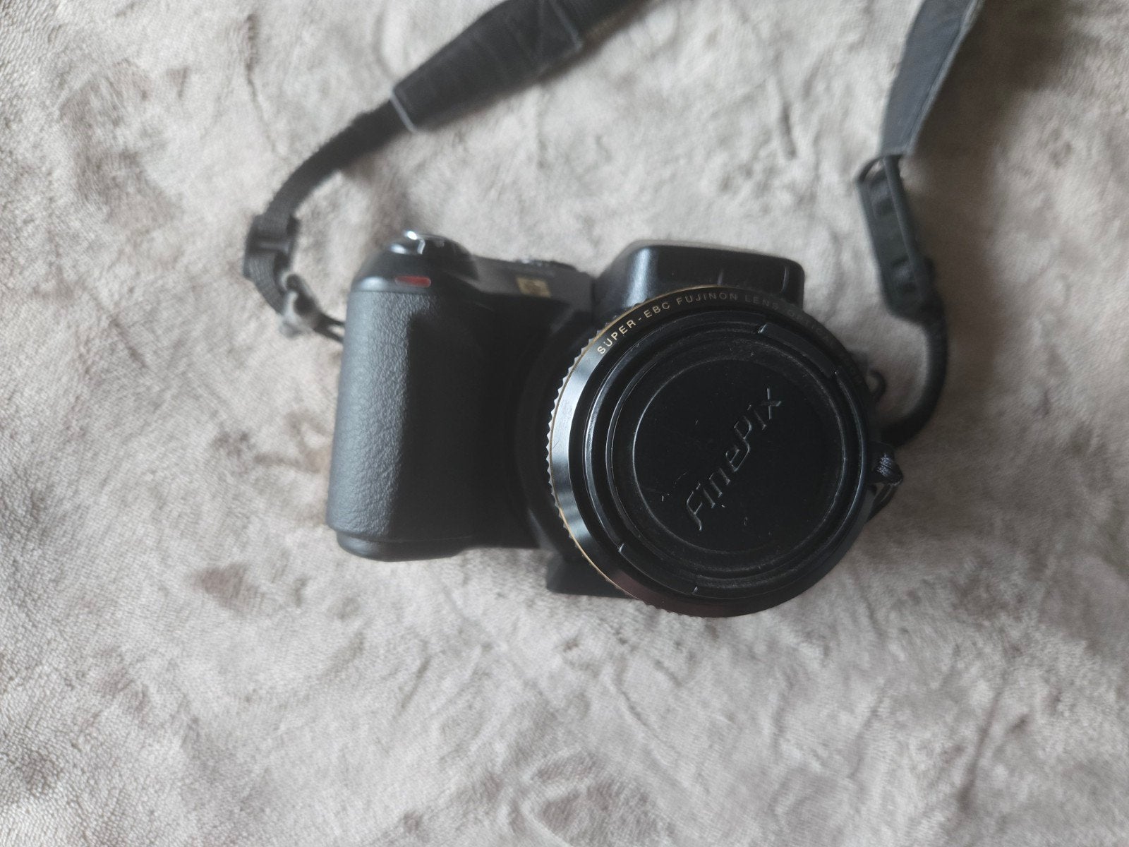 Fujifilm FinePix S7000 met Pentor lens en accessoires, Gebruikt, Fujifilm, Ophalen, Ingebouwde flitser