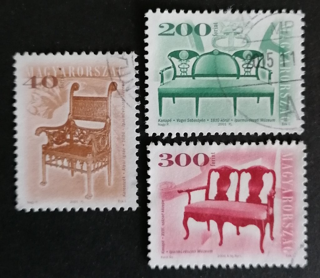 MAGYAR POST (Hongarije) - klassieke bankjes en stoeltje, Verzenden, Gestempeld