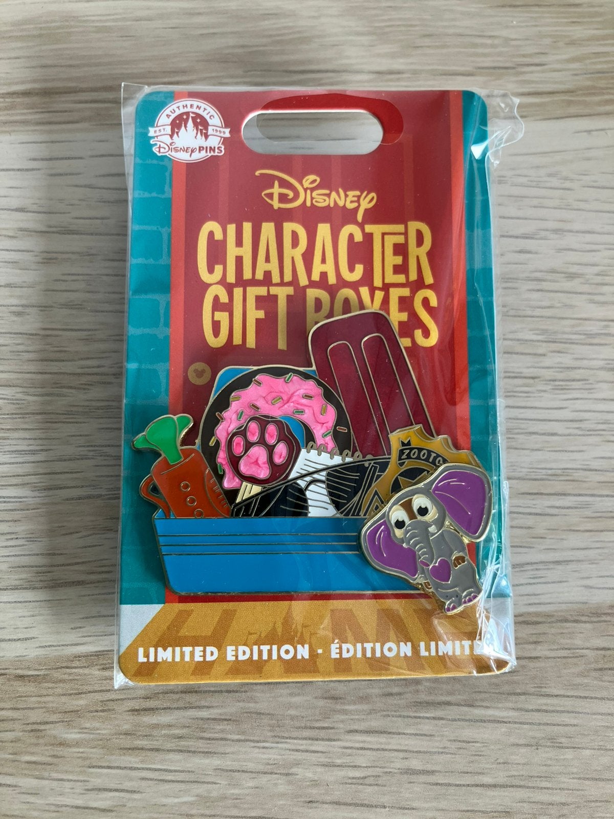 Disney - Character Gift Boxes - Zootopia LE pin, Verzamelen, Ophalen of Verzenden, Nieuw