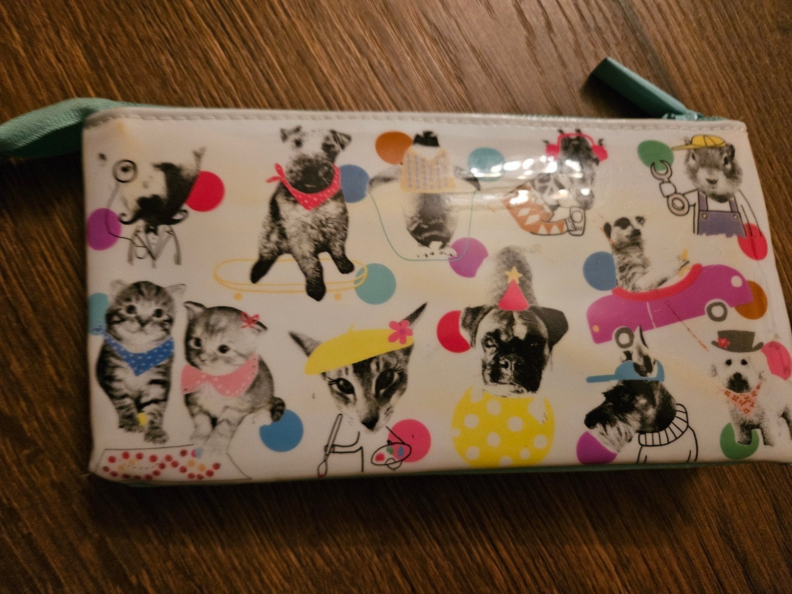 Etui met dierenprint, Ophalen of Verzenden, Zo goed als nieuw, Wit, Overige merken