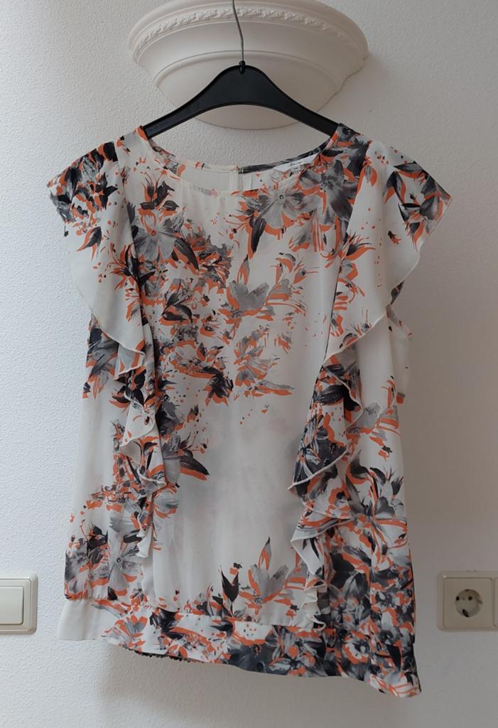 Nette top/shirt, Kleding | Dames, Tops, Ophalen of Verzenden, Zo goed als nieuw, Maat 38/40 (M), Korte mouw