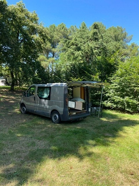Buscamper Renault Trafic, Caravans en Kamperen, Campers, Overige merken, Chemisch toilet, Buscamper of Camperbus, Tot en met 2