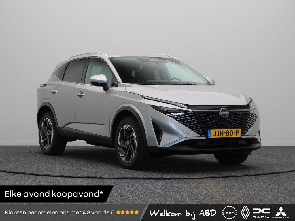 Nissan Qashqai 158pk MHEV Xtronic N-Connecta | Stoel & Stuur, Auto's, Nissan, Euro 6, 4 cilinders, Leder en Stof, 1365 kg