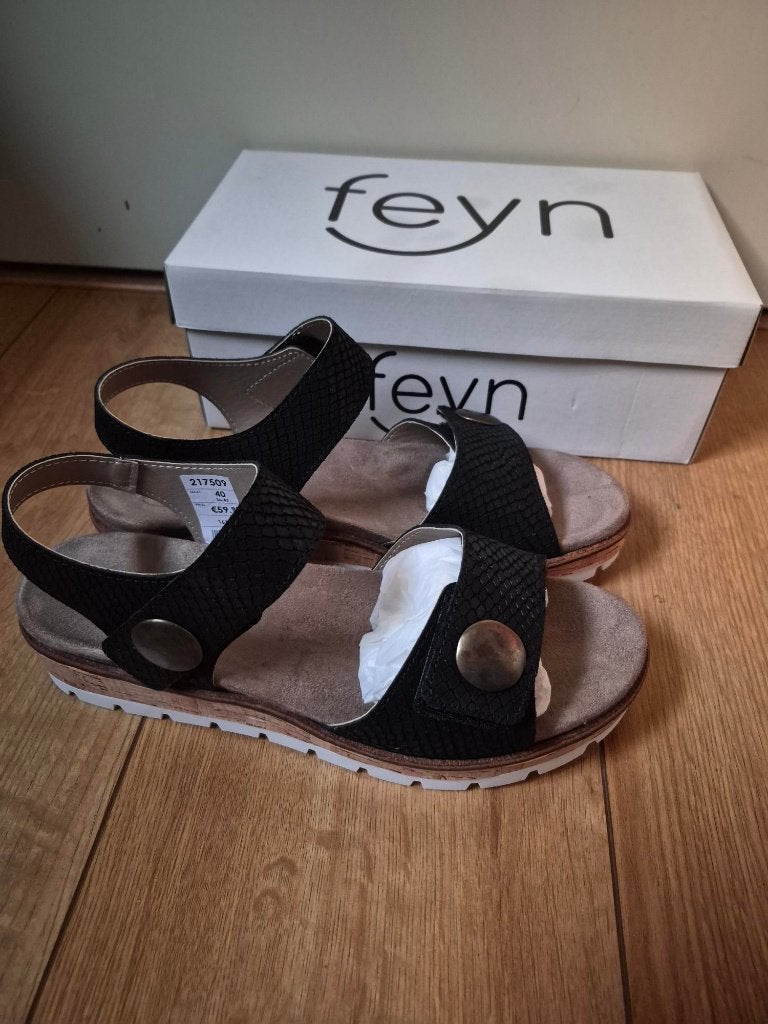 Sandalen maat 40 merk Feyn, Ophalen, Feyn, Zwart, Nieuw