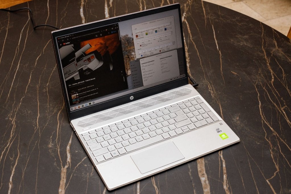 HP Pavilion Core i5 10e gen Geforce MX250 512GB SSD Linux, Computers en Software, Windows Laptops, Hp, Met videokaart, 8 GB, Zo goed als nieuw