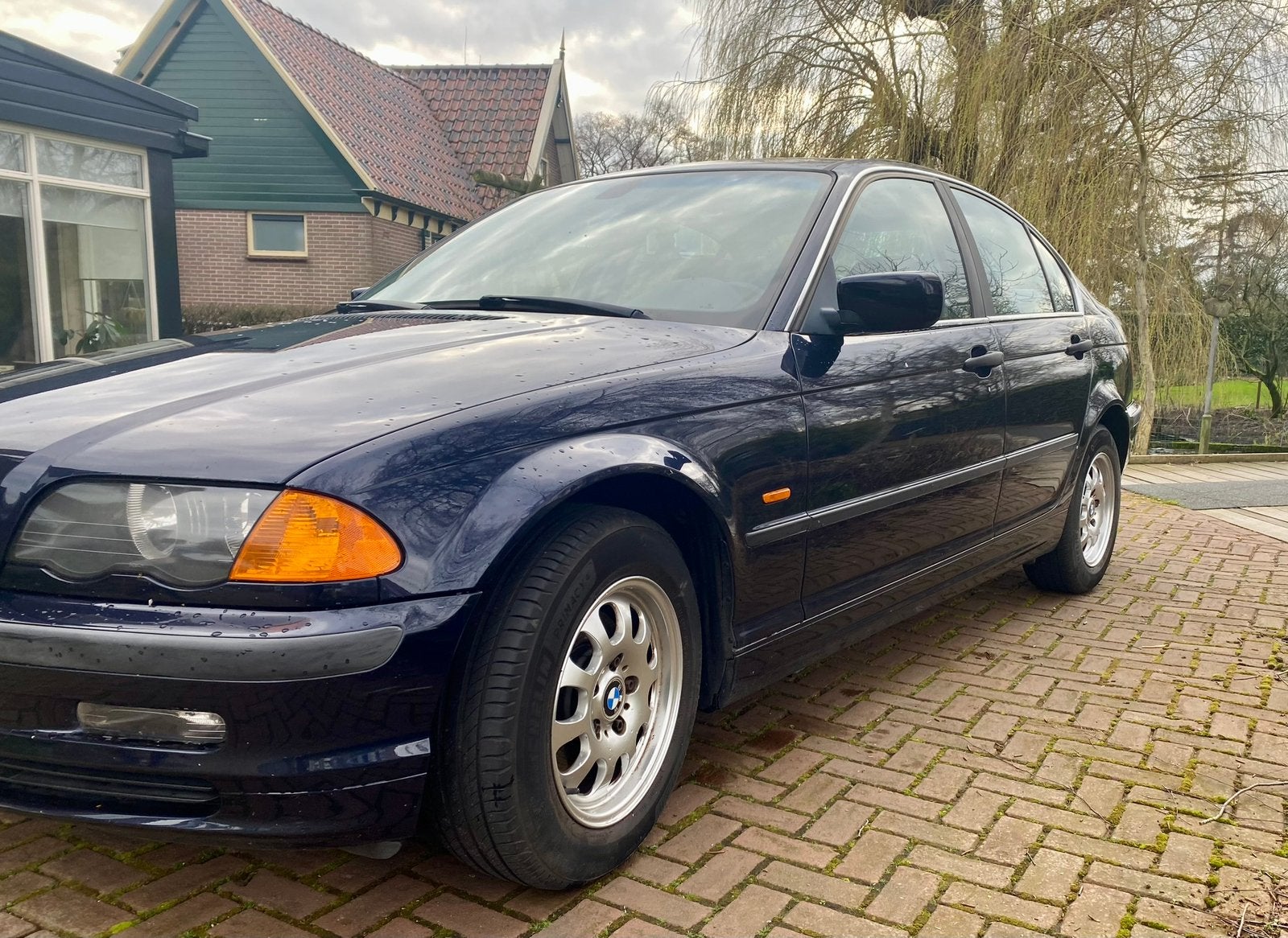 BMW 3-Serie 1.9 I 318 1999 Blauw, 13 km/l, 4 cilinders, Blauw, Origineel Nederlands