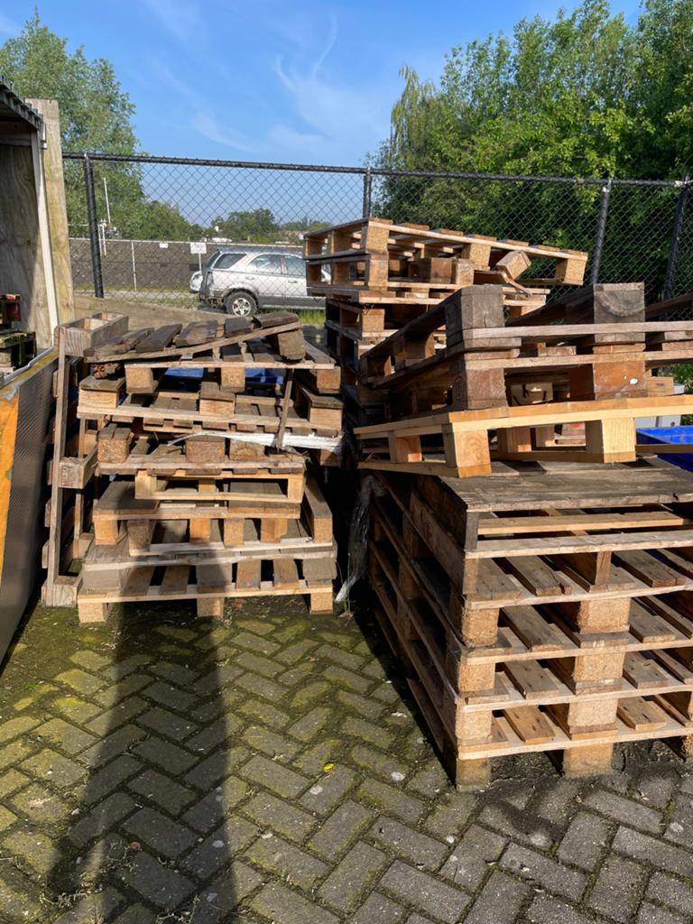 Partij pallets en sloophout stookhout, Minder dan 3 m³, Ophalen