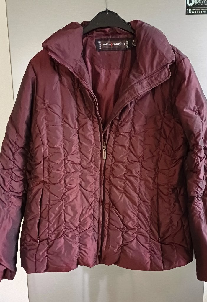 Easy Comfort aubergine donsjasje maat 38, Kleding | Dames, Maat 38/40 (M), Overige kleuren, Ophalen of Verzenden, Zo goed als nieuw