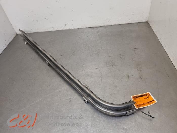 Schuifdeur Rail links van een Mercedes Vito, Auto-onderdelen, Gebruikt, -, Ophalen of Verzenden, -