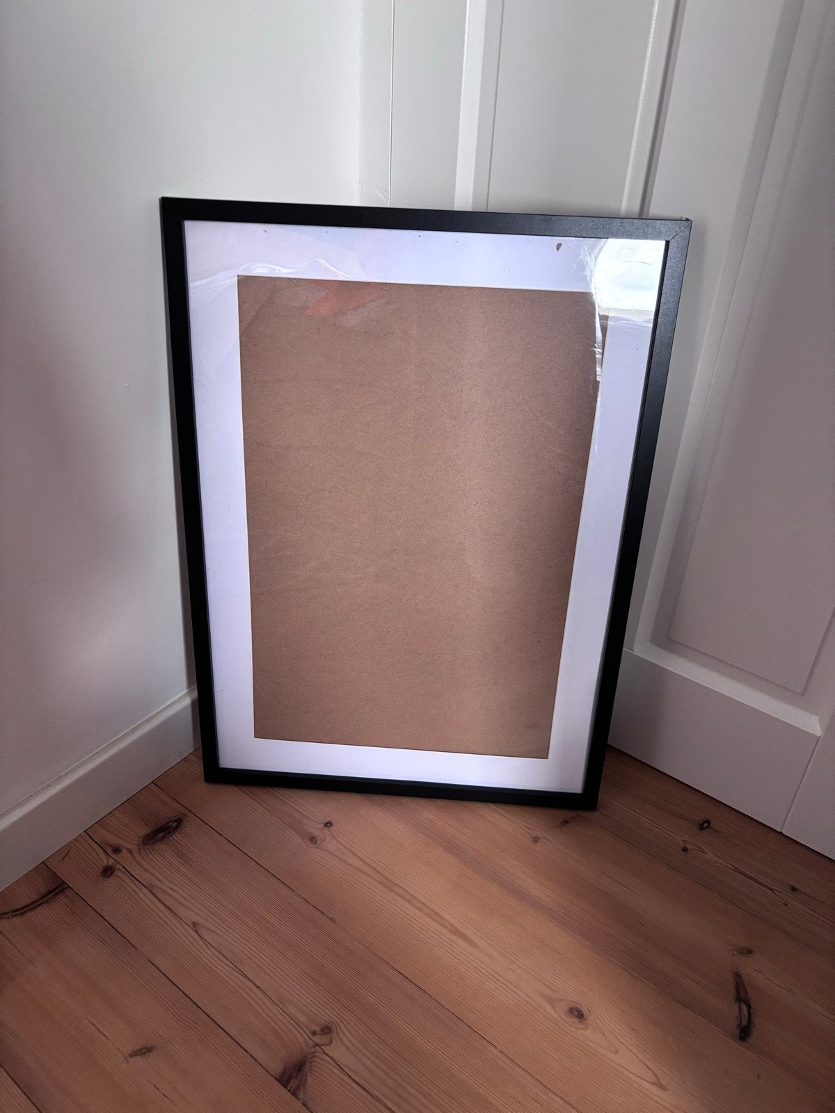 Zwarte fotolijst met passe-partout (50x70 cm), Ophalen, Nieuw, 75 cm of meer, 50 tot 75 cm