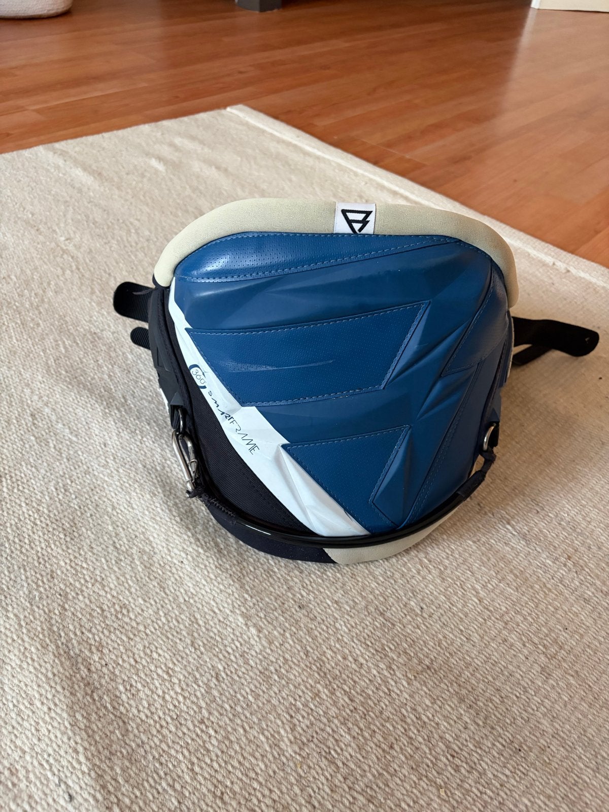 Brunotti Kitesurf Trapeze - Maat S, Watersport en Boten, Kitesurfen, Ophalen, Gebruikt, Trapeze, Geen board