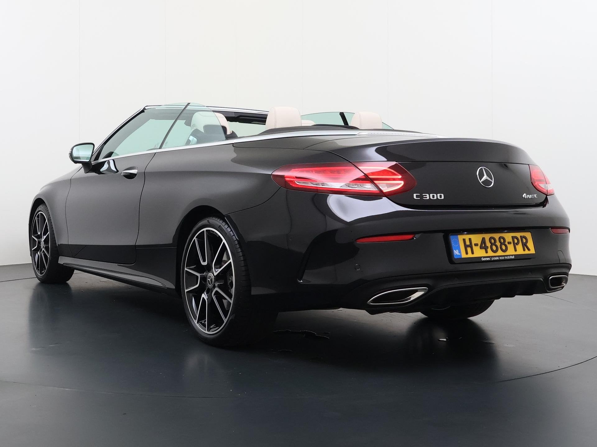 Mercedes-Benz C-klasse Cabrio 300 4MATIC AMG Line | Burmeste, Auto's, 12 maanden, 4 cilinders, 4 stoelen, Leder en Stof