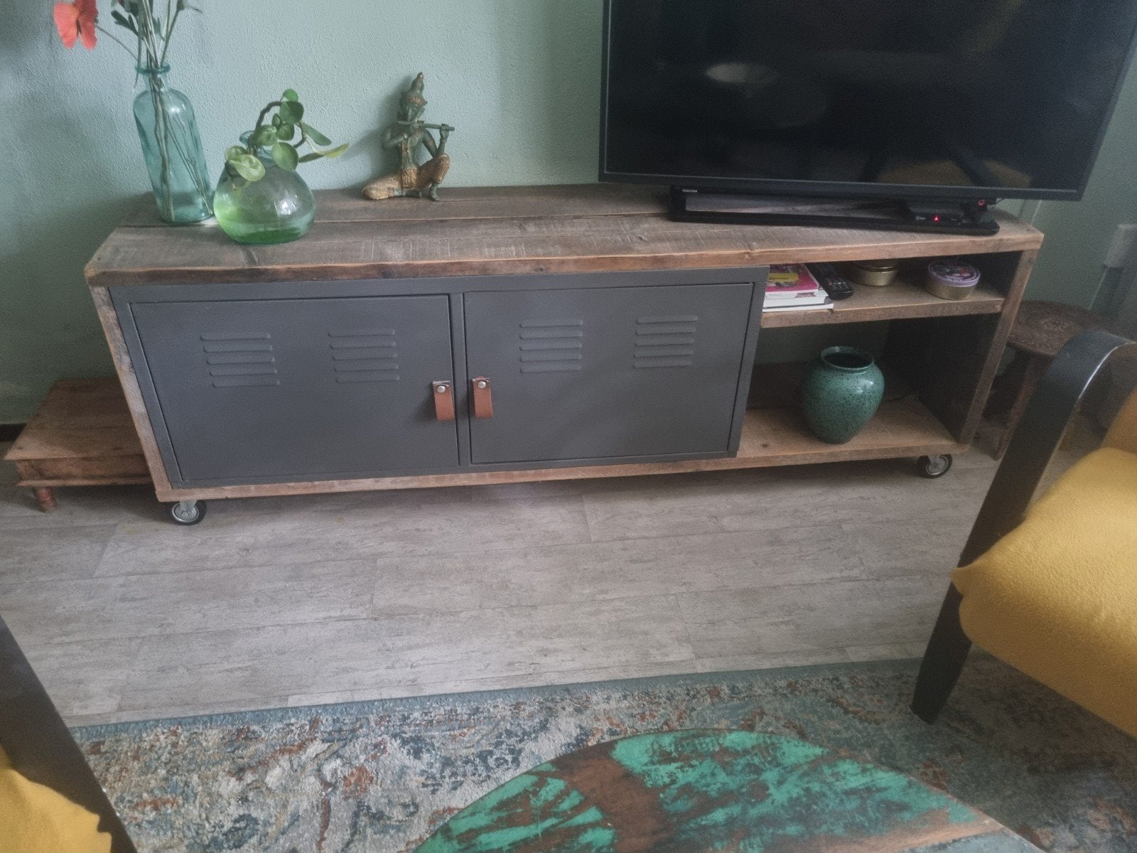 Dressoir/ tv meubel, Ophalen, Zo goed als nieuw, 25 tot 50 cm, Minder dan 100 cm
