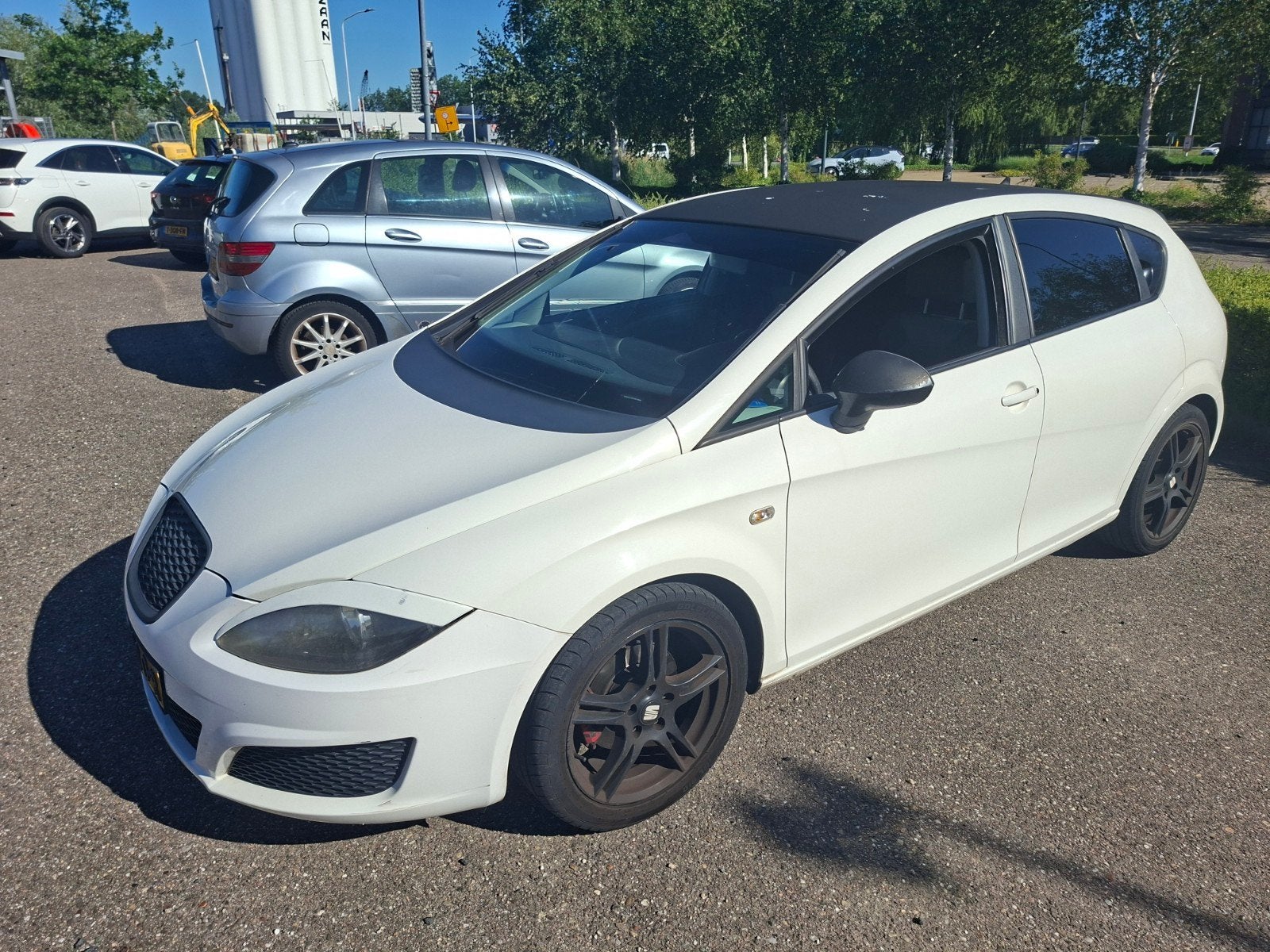 Seat Leon 1.4/ 63KW 2010 Wit, Auto's, Voorwielaandrijving, 15 km/l, 4 cilinders, Leon