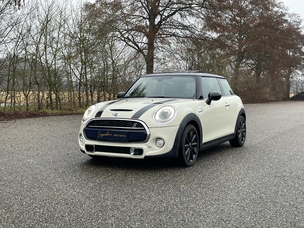 Mini 2.0 Cooper S Automaat // 86.000km // NW APK, Auto's, Mini, Bedrijf, Cooper S, Airbags, Airconditioning, Bluetooth, Boordcomputer