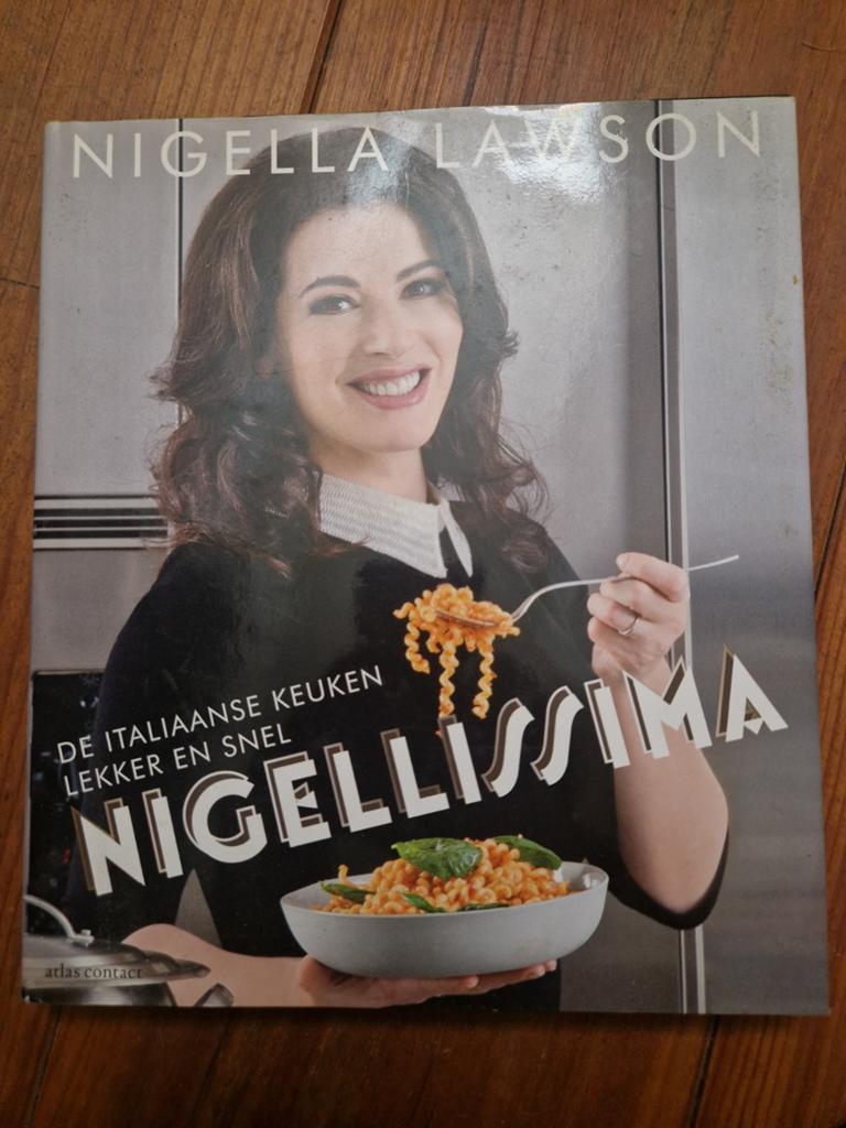 Nigella Lawson - Nigellissima, Boeken, Zo goed als nieuw, Nigella Lawson, Ophalen, Italië
