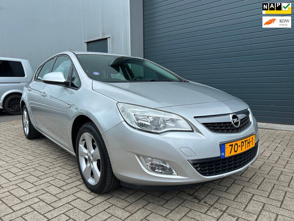 Opel Astra 1.4i Turbo Edition AIRCO NAP APK 2011, Voorwielaandrijving, Euro 5, Stof, Gebruikt