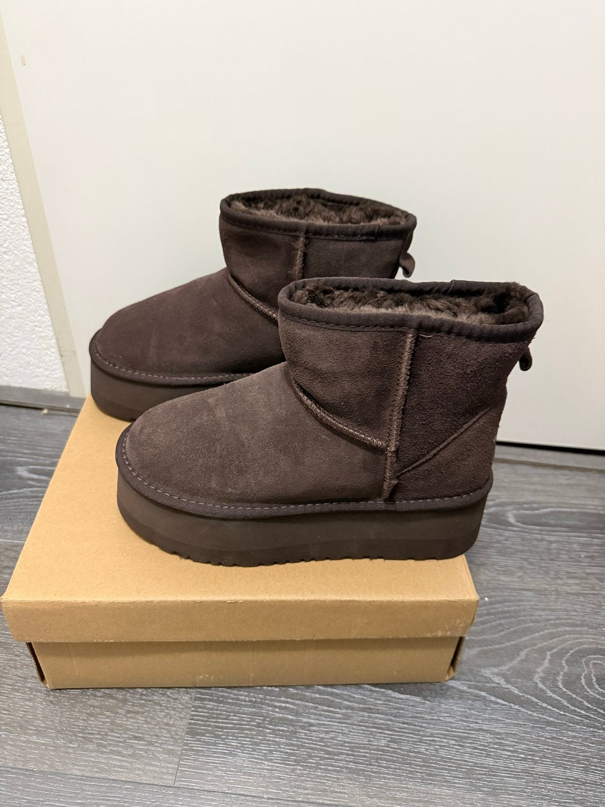 Chocoladebruine UGG laarzen, maat 39, Ophalen of Verzenden, Bruin, Hoge laarzen