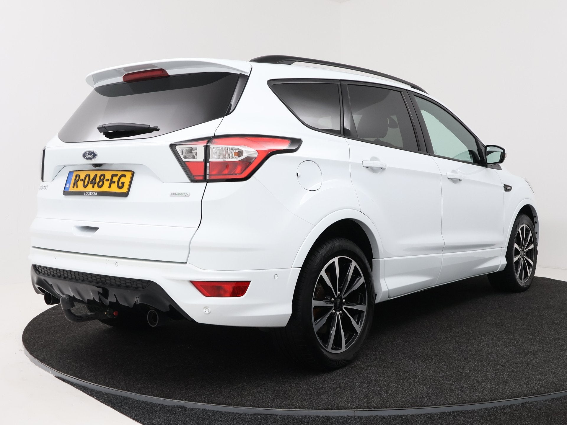 Ford Kuga 1.5 EcoBoost ST Line Trekhaak afneembaar | Panoram, Auto's, Ford, Voorwielaandrijving, 12 maanden, 4 cilinders, Wit