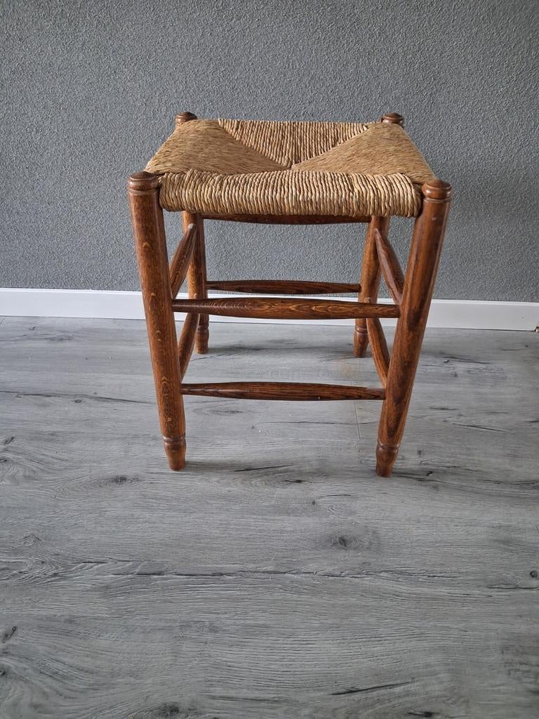 Vintage krukje rieten zitting, Huis en Inrichting, Krukjes, Ophalen, Hout