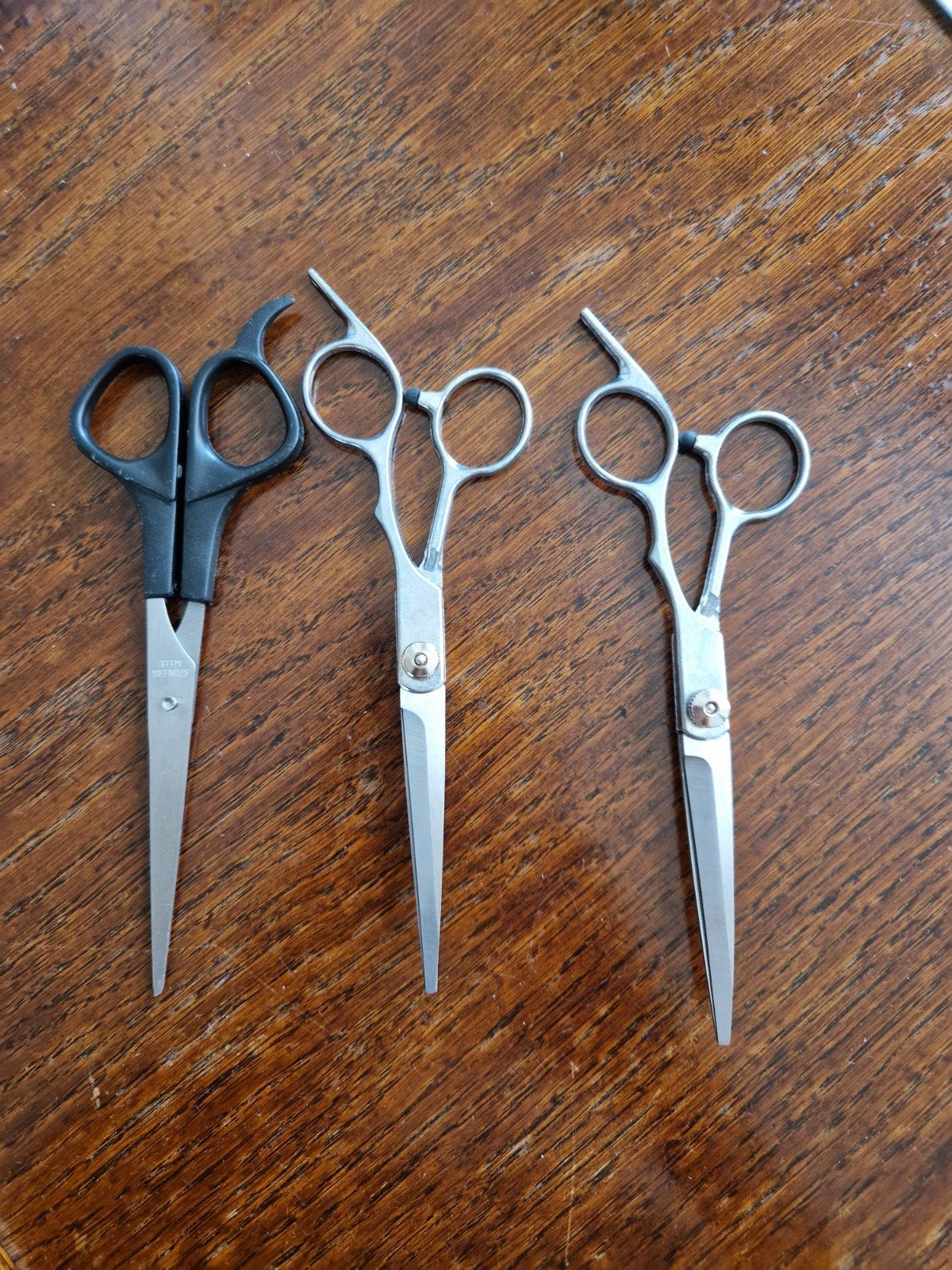 Knip scharen voor verzorging vacht €2 per stuk ophalen, Ophalen