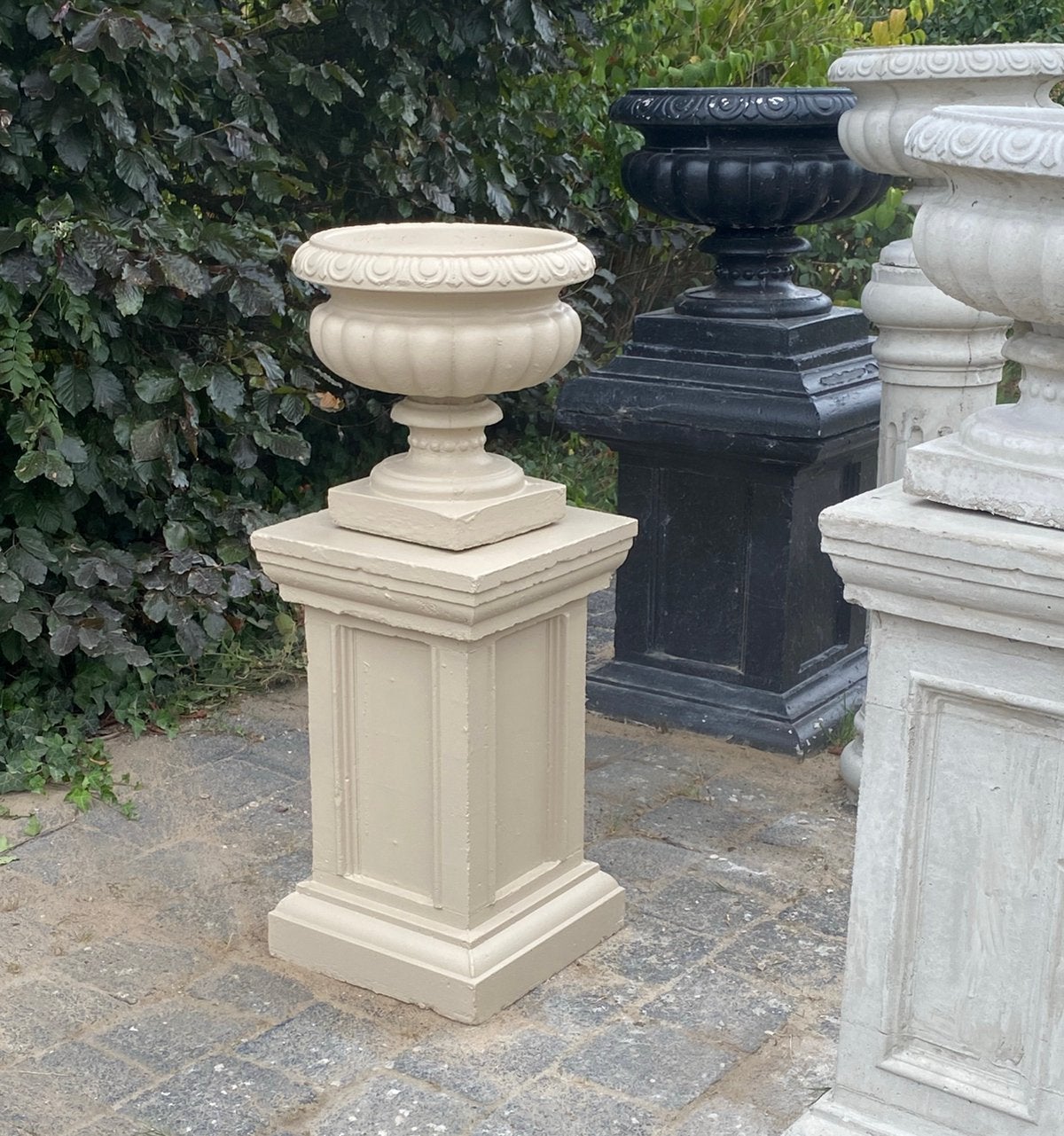 Betonnen tuinvazen op betonnen sokkels div maten & kleuren, Tuin en Terras, Tuinvazen, Ophalen, Nieuw