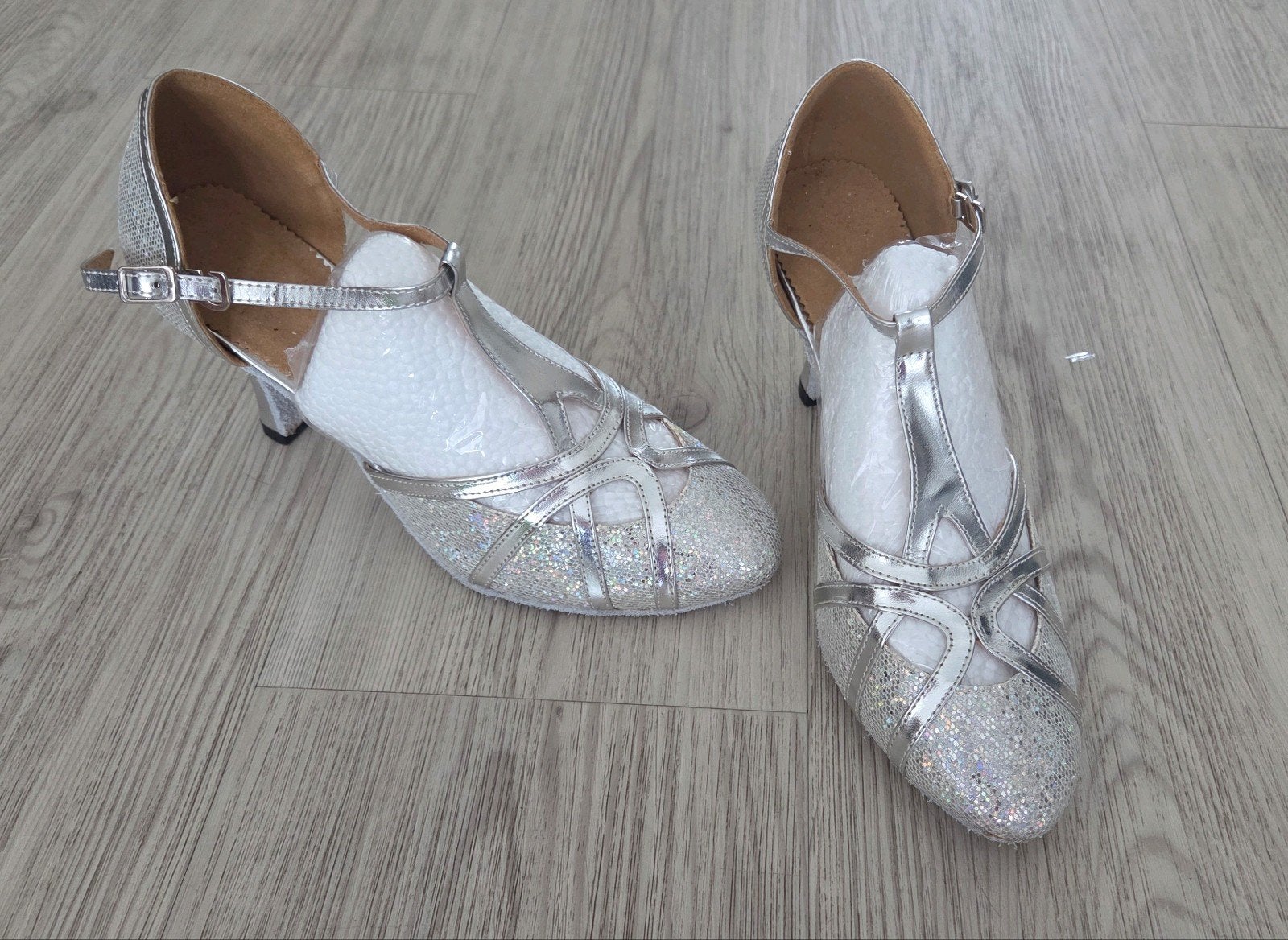 Nieuwe dansschoenen maat 40  voor Salsa, Ballroom, Latin, Ophalen of Verzenden, Nieuw, Schoenen