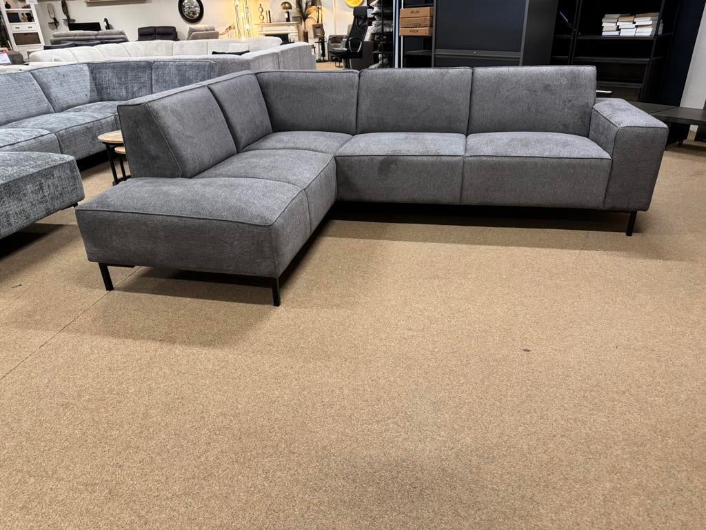 Hoekbank Enzo L-260 X 195 Grijs stof Direct/LeverbaarE-2240, Ophalen, 250 tot 300 cm, #Hoekbank#Loungebank#Seats#Banken#Meubel#Wonen