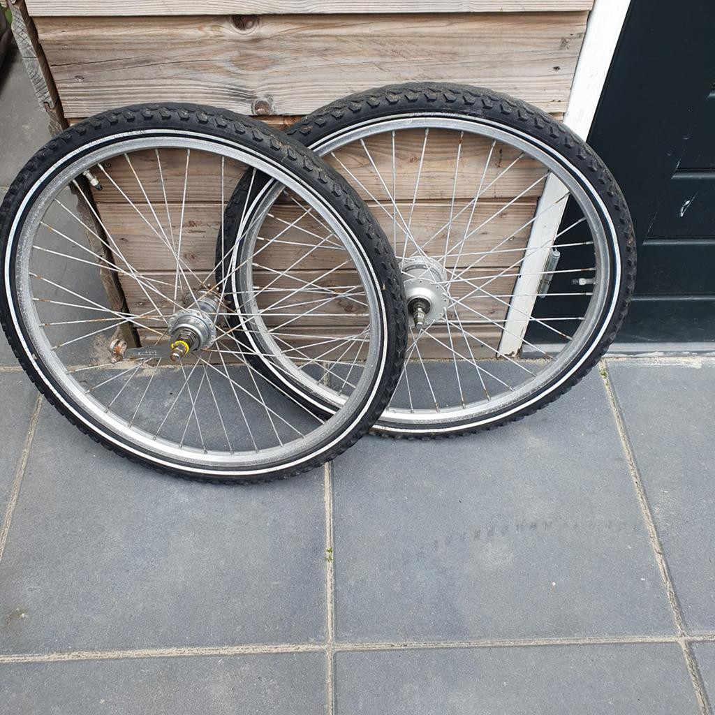 Achterwiel 24 inch nexus 3v terugtraprem, Fietsen en Brommers, Fietsonderdelen, Ophalen, Band