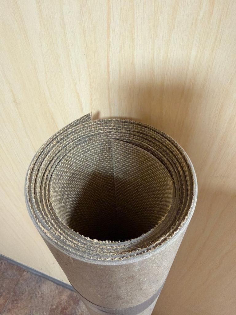 COUPON 1.05x 2.00 MARMOLEUM /LINOLEUM RESTANT, Huis en Inrichting, Stoffering | Vloerbedekking, Ophalen, Bruin, Nieuw, Minder dan 10 m²