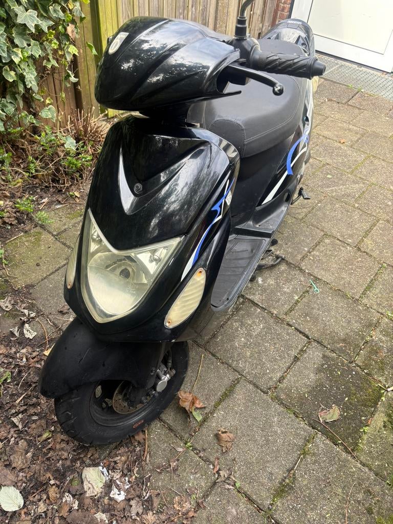 Btc city, Fietsen en Brommers, Snorfietsen en Snorscooters, Ophalen, Zo goed als nieuw, Benzine