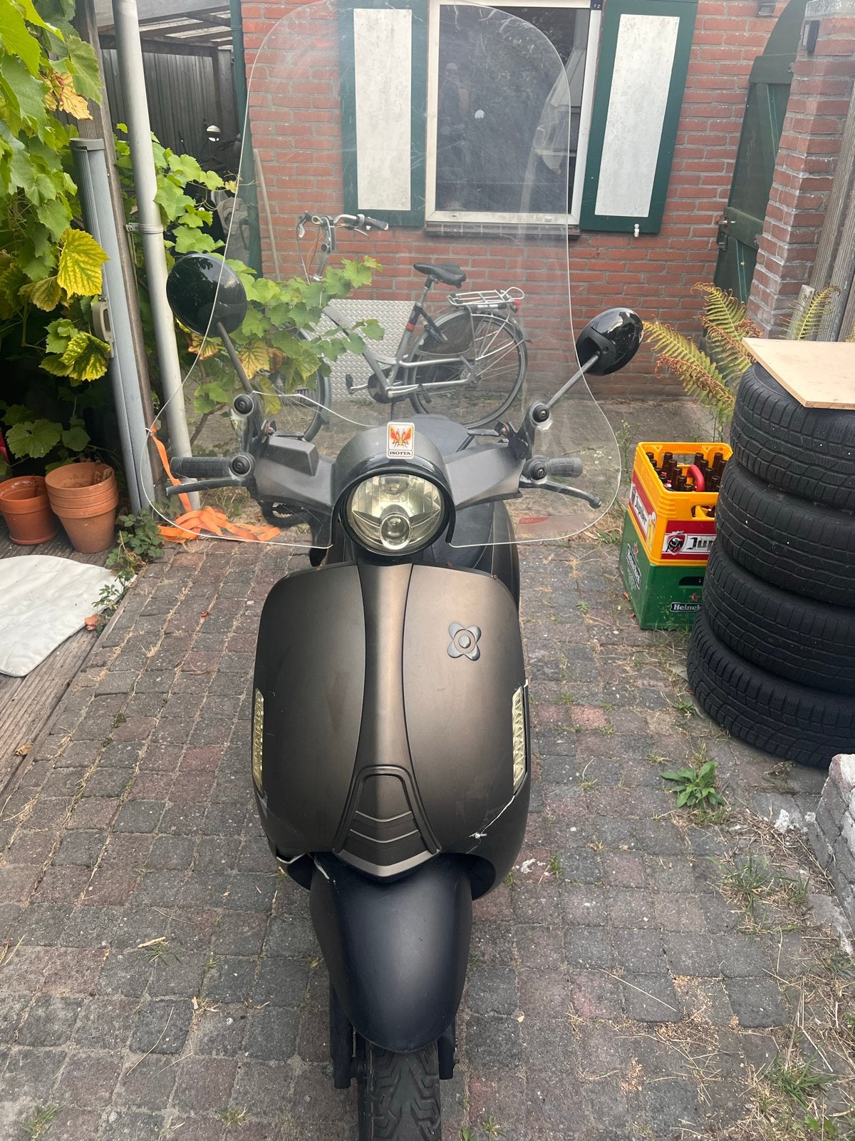 AGM swan Scooter - opknapper, Ophalen, Gebruikt, Benzine, Overige merken