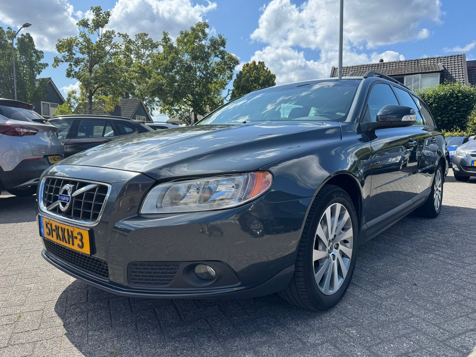 Volvo V70 2.0 Limited Edition 107kWApk 8/8/27,Clima,Cruise,L, Auto's, Volvo, Voorwielaandrijving, Gebruikt, Handgeschakeld, 1467 kg