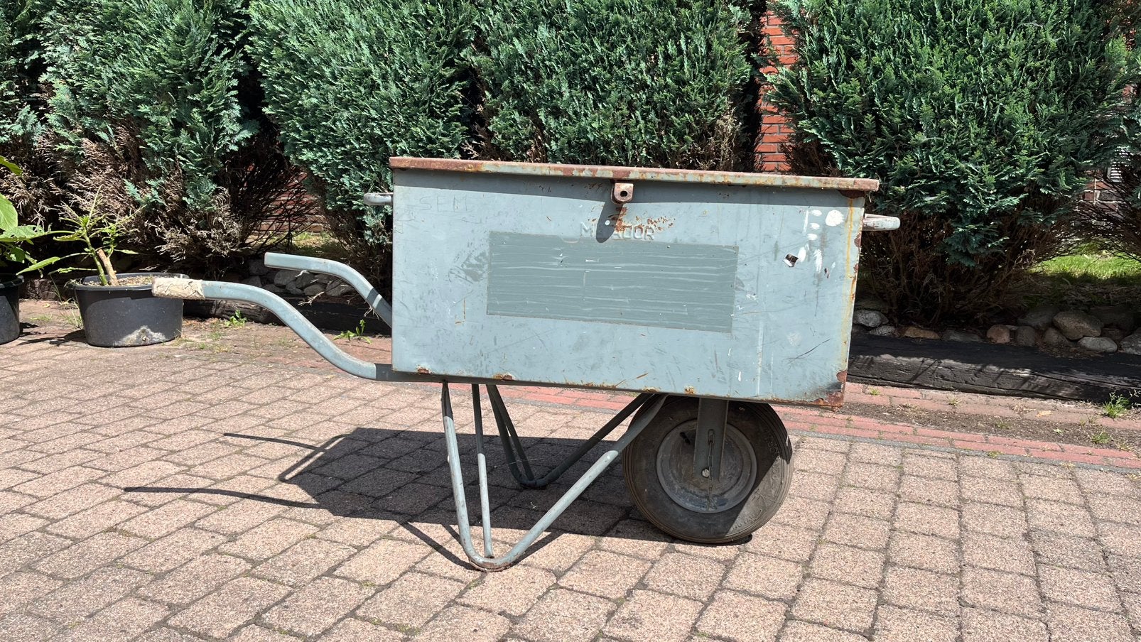 Matador bakkruiwagen, Ophalen, Gebruikt