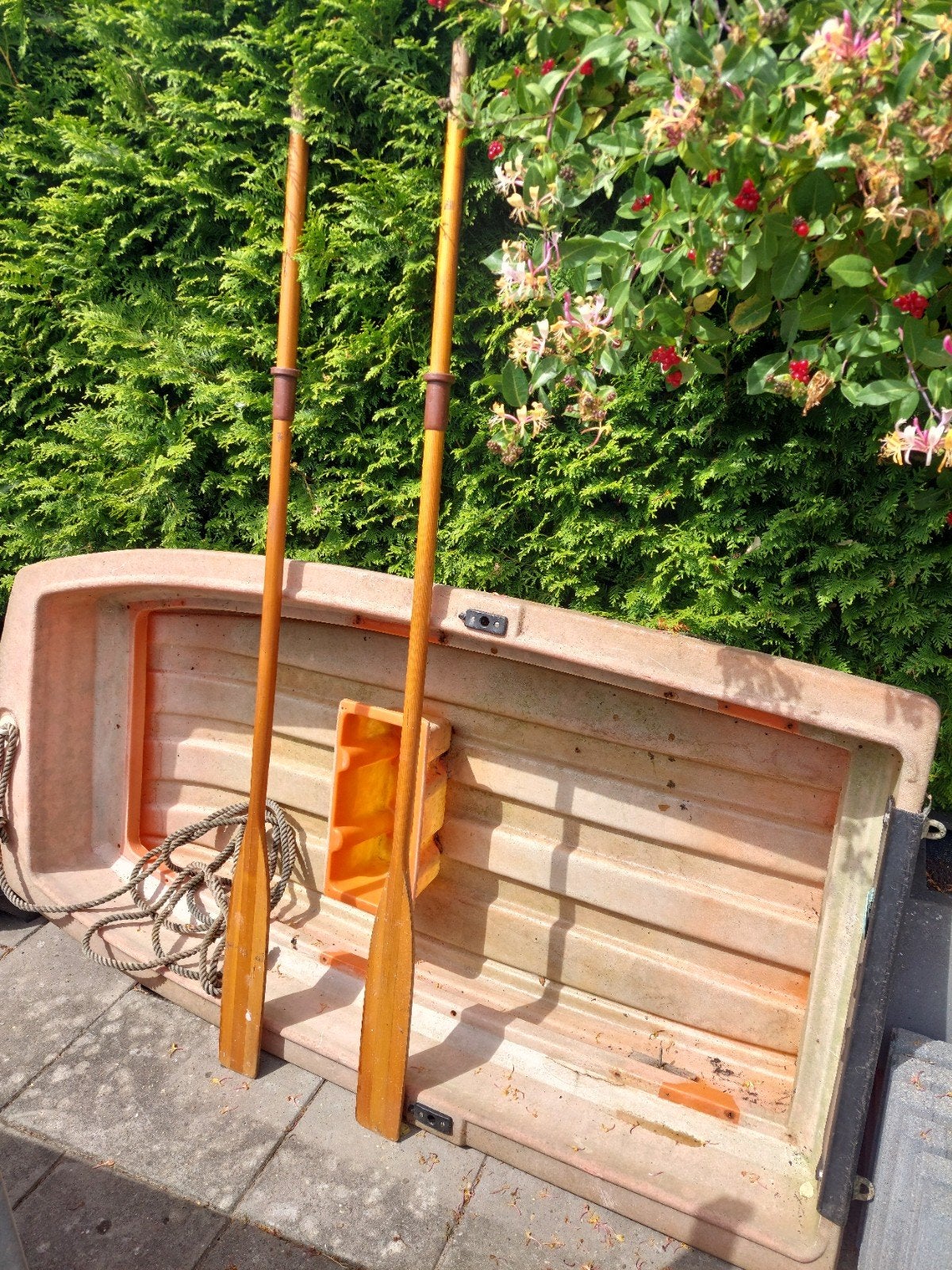 Houten peddels, Ophalen