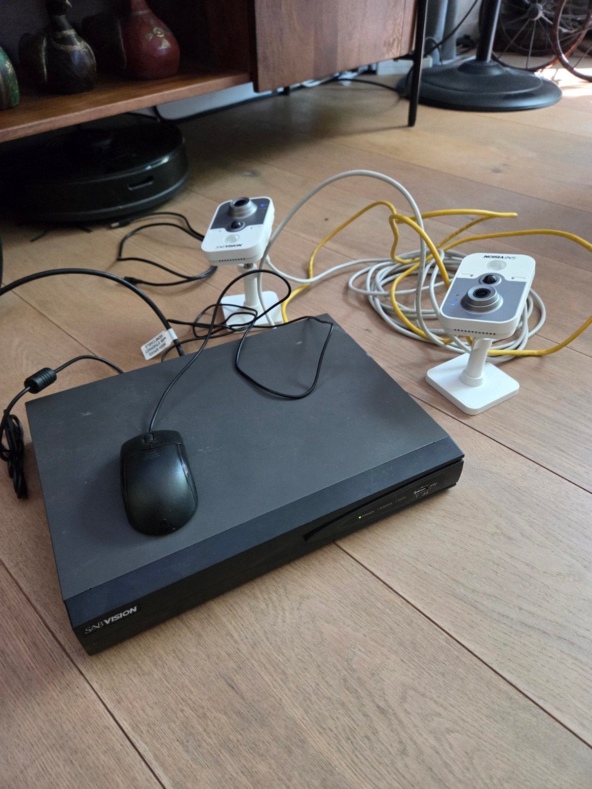 SABVISION NVR4 Netwerk Video Recorder met 2 camera's, Ophalen of Verzenden, Gebruikt, Binnencamera