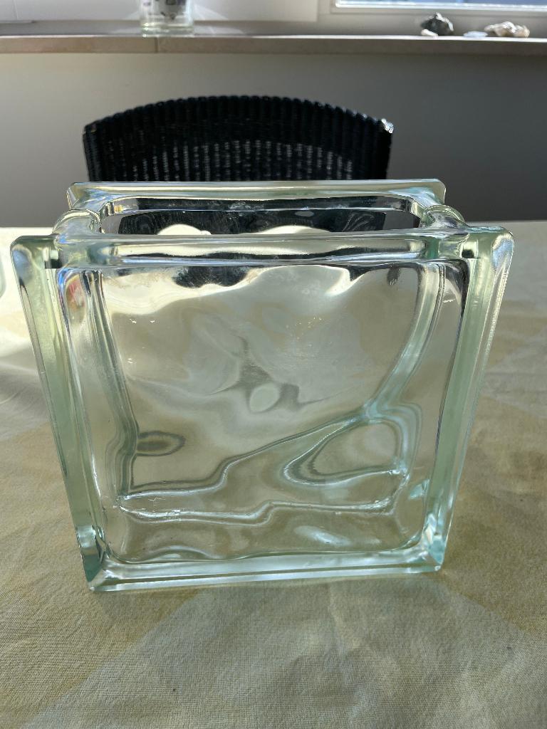 Puntgave, zware glazen accubak. Jaren 50 design, Verzenden