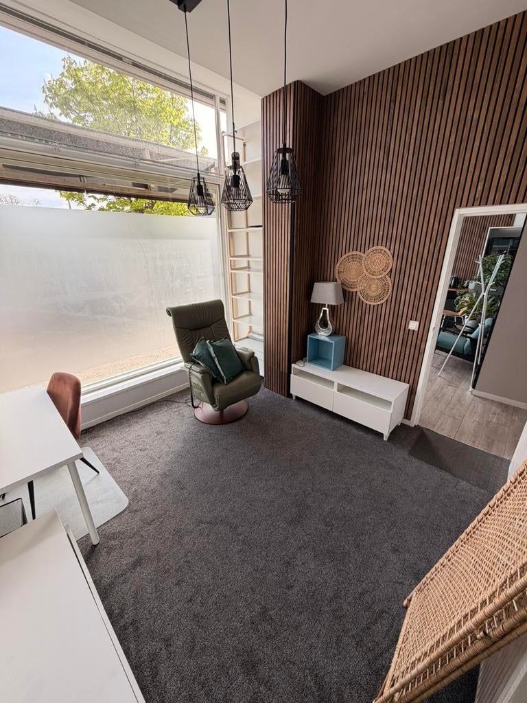 Spreek/behandelkamer te huren, 11 m², Huur, Praktijkruimte