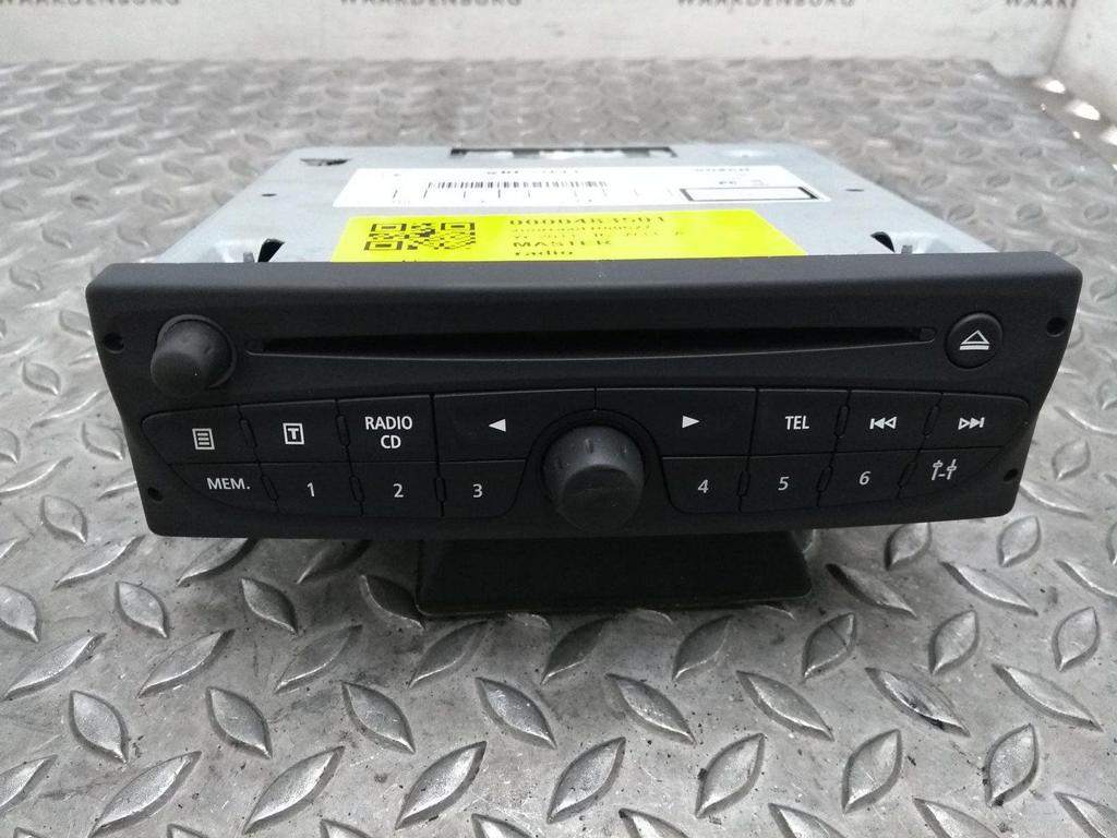 RENAULT MASTER RADIO 2011, Ophalen of Verzenden, Gebruikt, Stiba lid